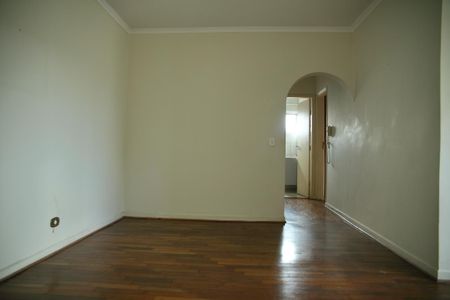 Apartamento à venda com 110m², 2 quartos e 1 vagaSala