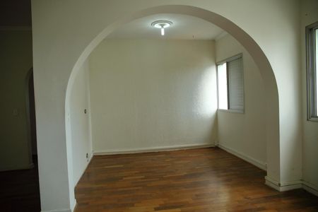 Apartamento à venda com 110m², 2 quartos e 1 vagaSala