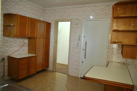 Apartamento à venda com 110m², 2 quartos e 1 vagaCozinha 