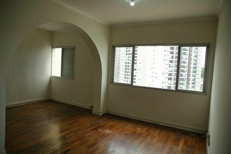 Apartamento à venda com 110m², 2 quartos e 1 vagaSala