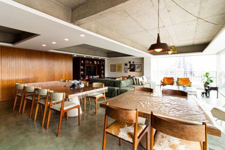 Sala  de apartamento para alugar com 4 quartos, 244m² em Água Branca, São Paulo