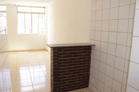 Cozinha de kitnet/studio para alugar com 1 quarto, 28m² em Vila Buarque, São Paulo