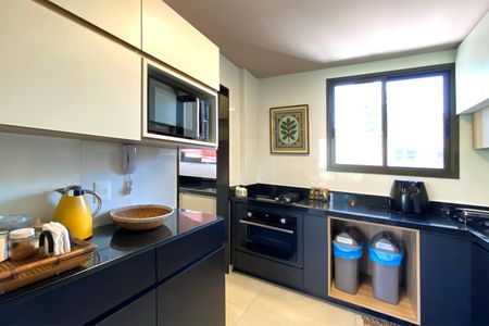 Apartamento à venda com 87m², 3 quartos e 2 vagasCozinha