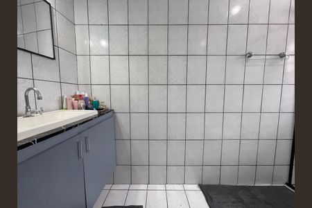 Casa à venda com 92m², 3 quartos e sem vagaBanheiro do Quarto 1