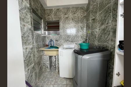 Casa à venda com 92m², 3 quartos e sem vagaÁrea de Serviço