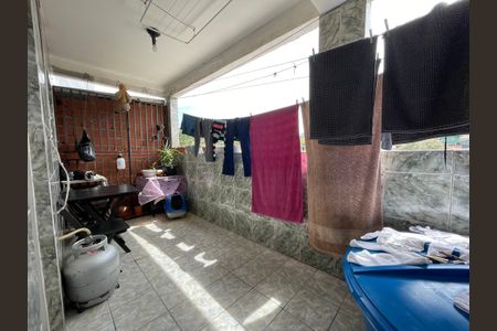 Casa à venda com 92m², 3 quartos e sem vagaVaranda