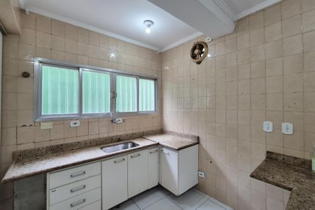 Casa à venda com 250m², 2 quartos e 1 vagacozinha