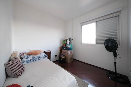 Apartamento à venda com 78m², 2 quartos e 1 vagaQuarto 2