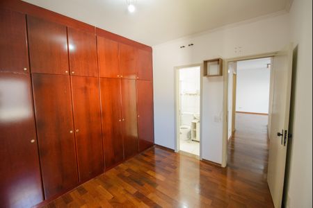 Apartamento para alugar com 71m², 3 quartos e 1 vagaSuíte