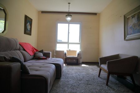 Apartamento à venda com 100m², 3 quartos e 2 vagasSala