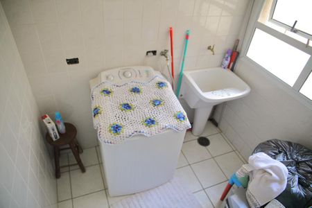 Apartamento à venda com 100m², 3 quartos e 2 vagasÁrea de Serviço