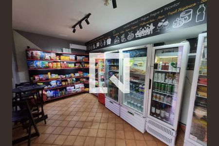 Apartamento à venda com 52m², 2 quartos e 1 vaga Apartamento à venda com 52m², 2 quartos e 1 vagaMercadinho