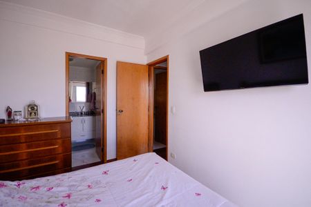 Apartamento à venda com 66m², 3 quartos e 2 vagasQuarto 2 - Suite 