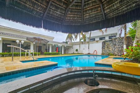 Casa de condomínio para alugar com 1000m², 5 quartos e 6 vagas Casa de condomínio para alugar com 1000m², 5 quartos e 6 vagasÁrea comum - Piscina