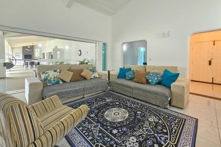 Sala de casa de condomínio para alugar com 5 quartos, 1000m² em Jardim Acapulco, Guarujá