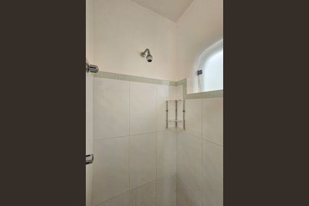 Casa de condomínio para alugar com 1000m², 5 quartos e 6 vagas Casa de condomínio para alugar com 1000m², 5 quartos e 6 vagasBanheiro da Suíte 5