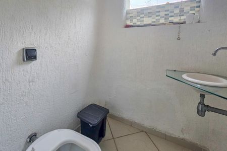 Casa de condomínio para alugar com 1000m², 5 quartos e 6 vagas Casa de condomínio para alugar com 1000m², 5 quartos e 6 vagasLavabo 2