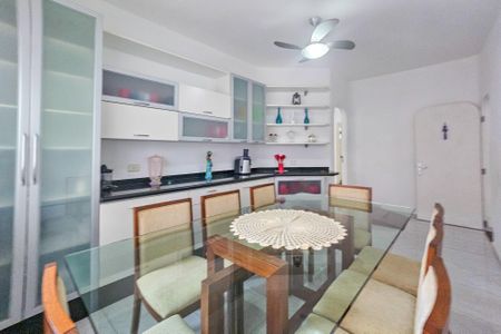 Casa de condomínio para alugar com 1000m², 5 quartos e 6 vagas Casa de condomínio para alugar com 1000m², 5 quartos e 6 vagasCozinha