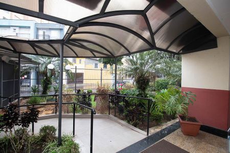 Apartamento para alugar com 70m², 2 quartos e 2 vagas Apartamento para alugar com 70m², 2 quartos e 2 vagasEntrada Coberta