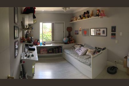 Apartamento à venda com 4 quartos, 200m² em Vila Suzana, São Paulo