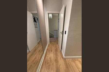 Casa de condomínio para alugar com 115m², 2 quartos e 1 vaga Casa de condomínio para alugar com 115m², 2 quartos e 1 vagaCorredor