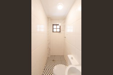Banheiro de kitnet/studio para alugar com 1 quarto, 20m² em Ipiranga, São Paulo