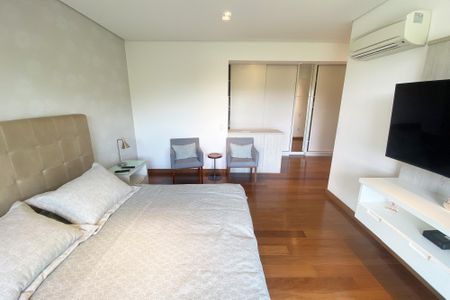 Apartamento à venda com 230m², 3 quartos e 2 vagas Apartamento à venda com 230m², 3 quartos e 2 vagassuite 3