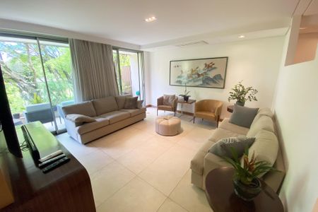 Apartamento à venda com 230m², 3 quartos e 2 vagas Apartamento à venda com 230m², 3 quartos e 2 vagassala de estar 2