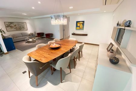 Apartamento à venda com 230m², 3 quartos e 2 vagas Apartamento à venda com 230m², 3 quartos e 2 vagassala de jantar 2