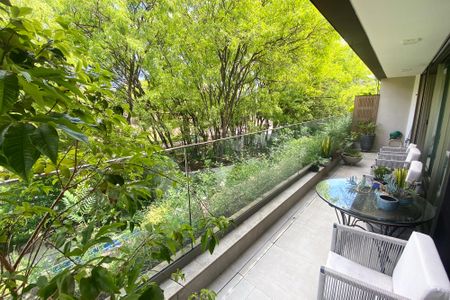 Apartamento à venda com 230m², 3 quartos e 2 vagas Apartamento à venda com 230m², 3 quartos e 2 vagasvaranda sala de estar e jantar