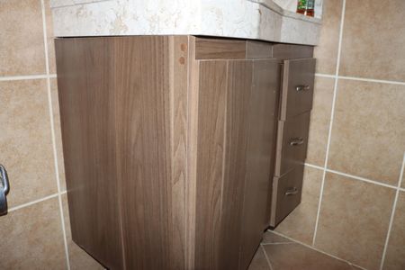 Casa de condomínio para alugar com 330m², 5 quartos e 6 vagasBanheiro Social