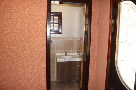 Casa de condomínio para alugar com 330m², 5 quartos e 6 vagasCorredor