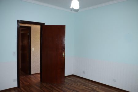 Casa de condomínio para alugar com 330m², 5 quartos e 6 vagasSuíte 3
