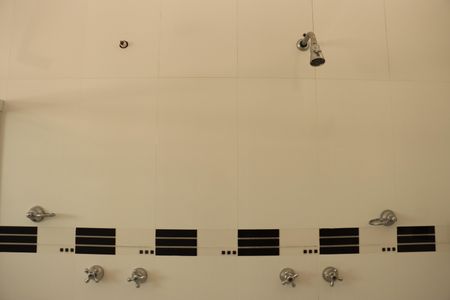 Casa de condomínio para alugar com 330m², 5 quartos e 6 vagasBanheiro da Suíte 3