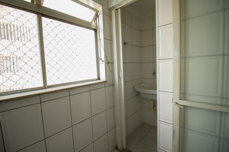 Apartamento para alugar com 73m², 3 quartos e 1 vagaÁrea de Serviço