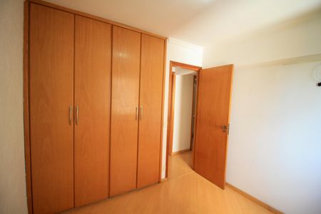 Apartamento para alugar com 73m², 3 quartos e 1 vagaQuarto 2