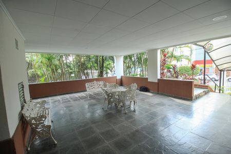 Apartamento para alugar com 73m², 3 quartos e 1 vagaÁrea comum