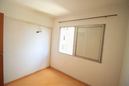 Apartamento para alugar com 73m², 3 quartos e 1 vagaQuarto 2
