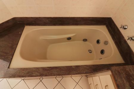 Apartamento à venda com 140m², 3 quartos e 2 vagasQuarto 1 - Suíte Banheiro 