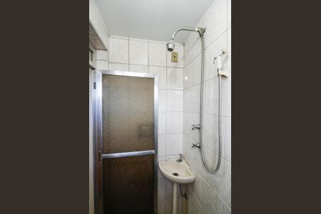 Apartamento à venda com 75m², 2 quartos e 1 vaga Apartamento à venda com 75m², 2 quartos e 1 vagaBanheiro de Serviço