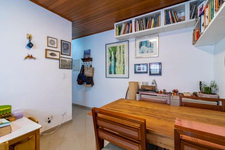 Apartamento à venda com 60m², 2 quartos e 1 vagaSala de Jantar