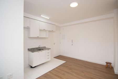 Sala/Cozinha de apartamento para alugar com 1 quarto, 31m² em Vila Mazzei, São Paulo