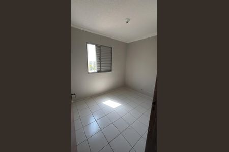 Quarto 1 de apartamento para alugar com 2 quartos, 47m² em Vila Abaete, Campinas