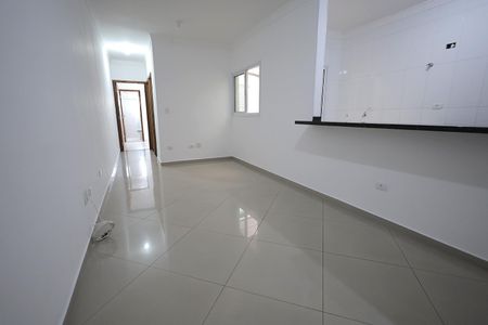 Sala de apartamento à venda com 2 quartos, 64m² em Pinheirinho, Santo André
