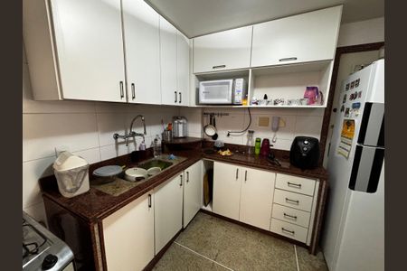 Apartamento à venda com 91m², 3 quartos e 2 vagasCozinha