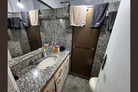 Apartamento à venda com 91m², 3 quartos e 2 vagasBanheiro