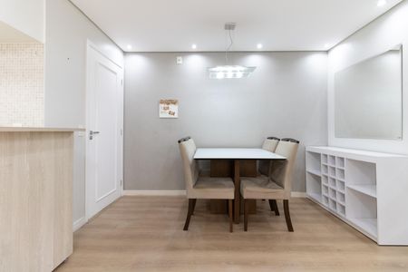 Sala de apartamento para alugar com 2 quartos, 51m² em Jardim Santa Emília, São Paulo