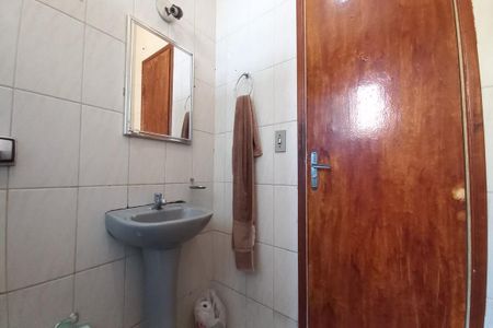 Casa à venda com 200m², 4 quartos e 4 vagasBanheiro
