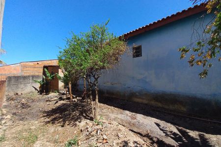Casa à venda com 200m², 4 quartos e 4 vagasQuintal 