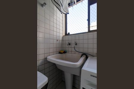 Apartamento à venda com 200m², 4 quartos e 3 vagas Apartamento à venda com 200m², 4 quartos e 3 vagasÁrea de Serviço